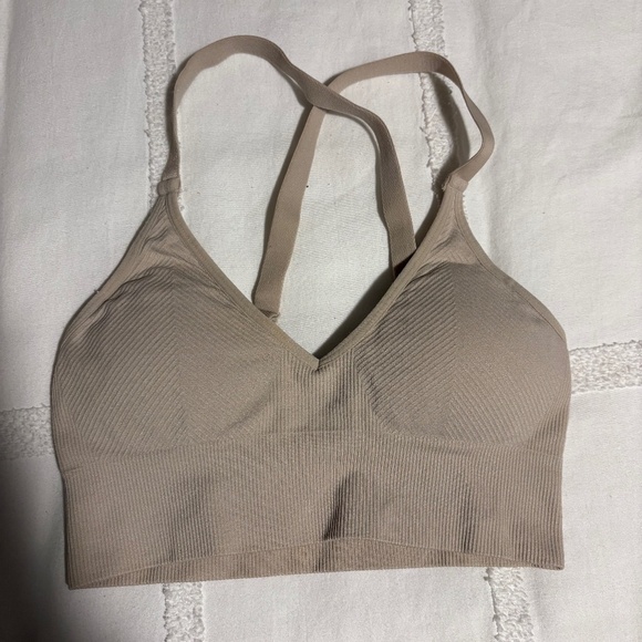 H&M Sport Ribbed Seamless Bra – XS - Picture 1 of 3